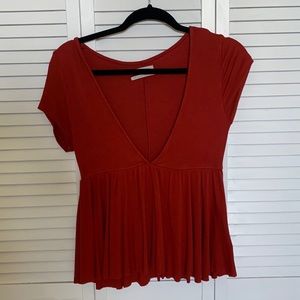 UO low cut top